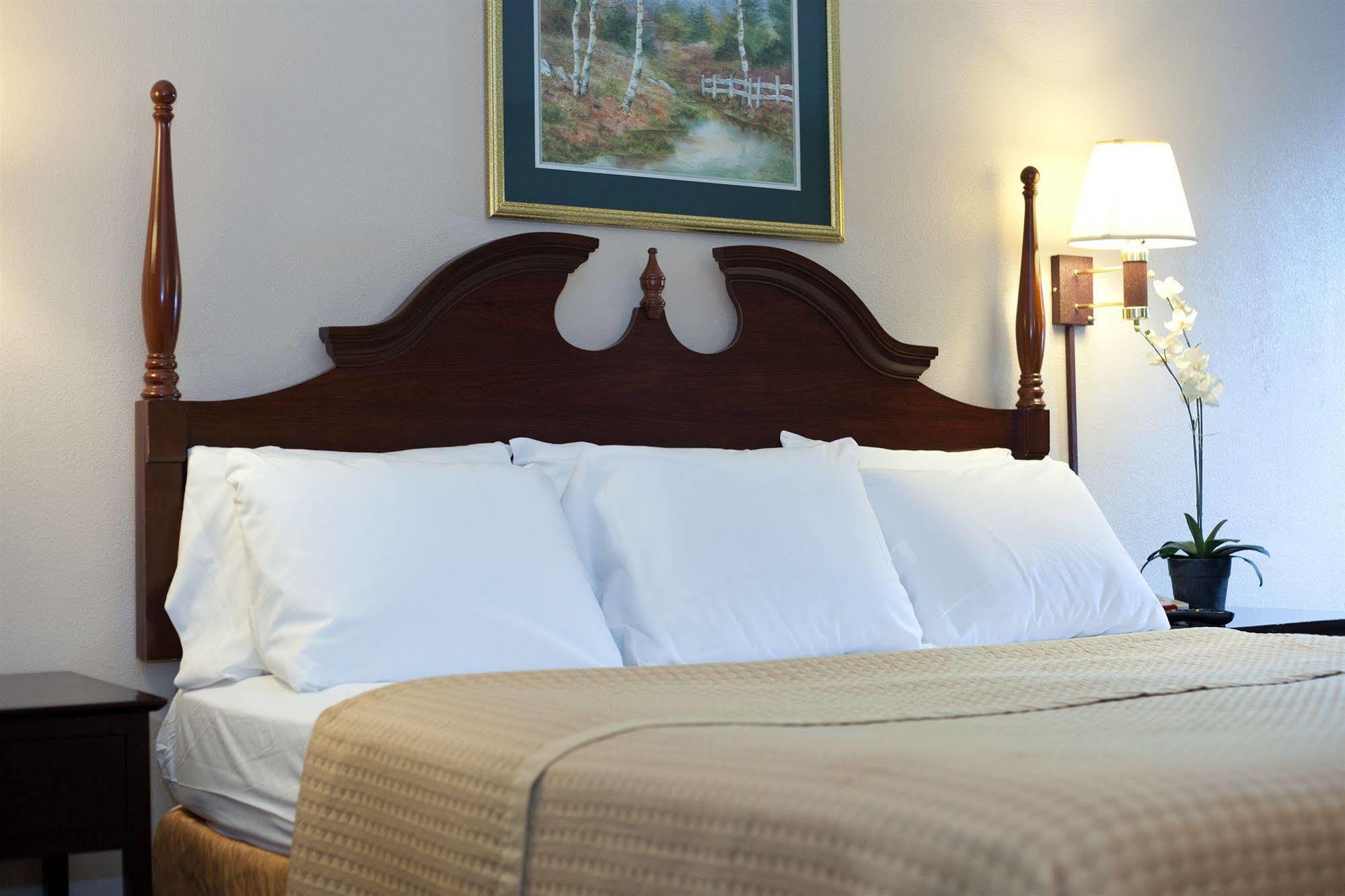 Timberlake Motel Lynchburg Eksteriør bilde